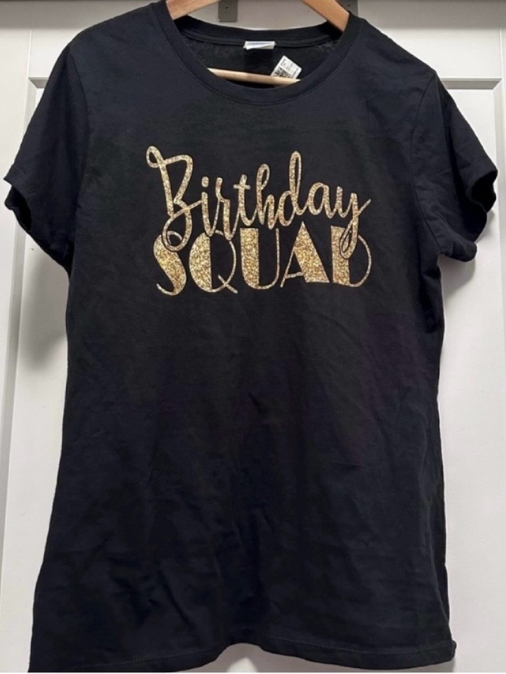 🎉🥳 Black and Gold Birthday Squad T-Shirt - Size Large